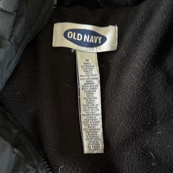 Old Navy Black Quilted Jacket - Picture 2 of 4